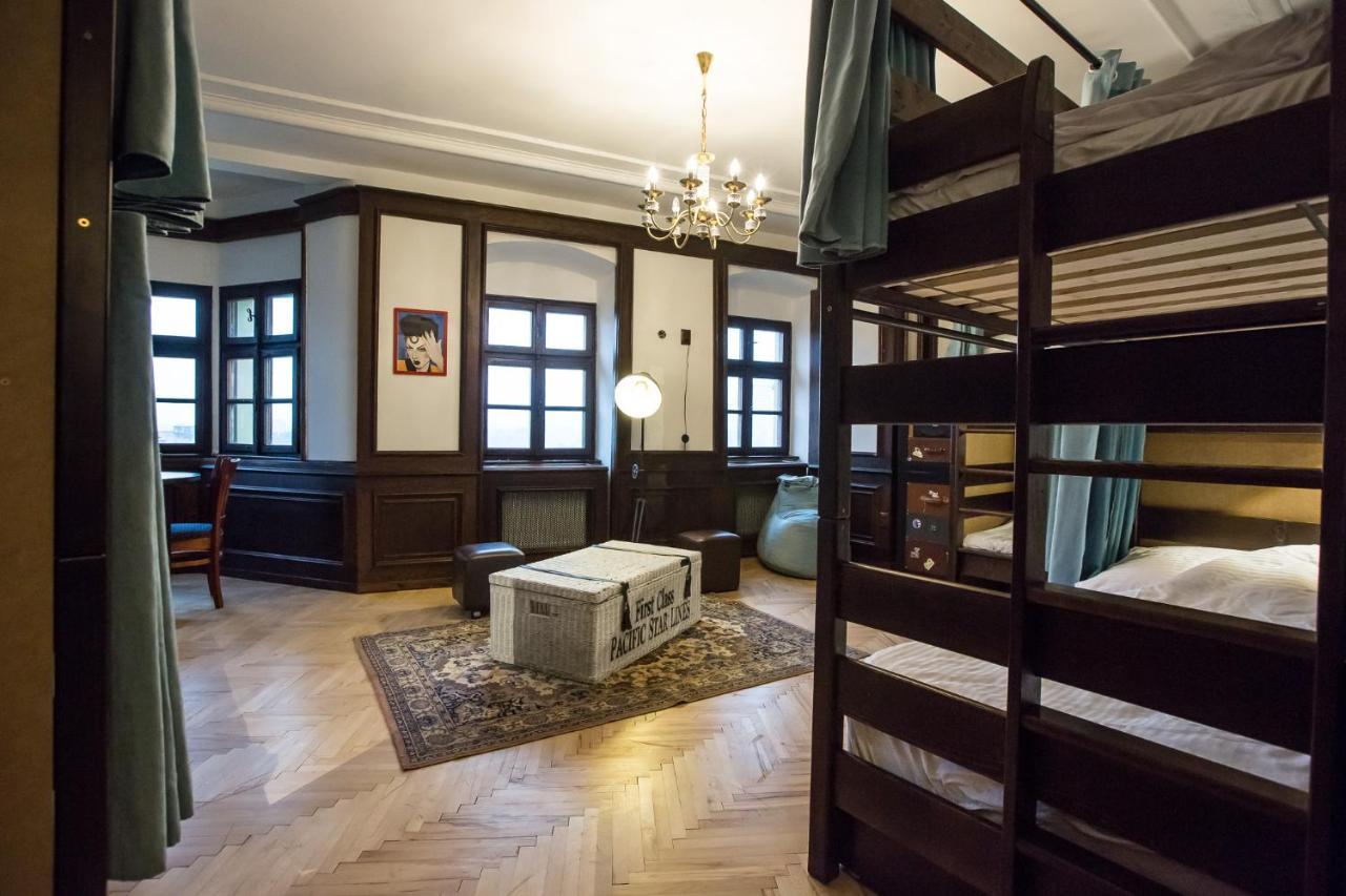 ברטיסלאבה Zeitlos Boutique Hostel מראה חיצוני תמונה